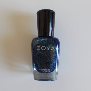 Zoya Remy (ZP758)